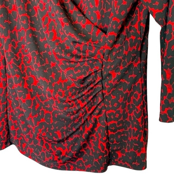TALBOTS Animal Print Faux Wrap with Side Ruching V-Neck 3/4 Sleeve Top size M - Picture 7 of 9